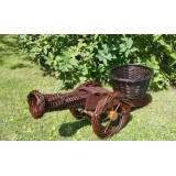Cannone da giardino in vimini